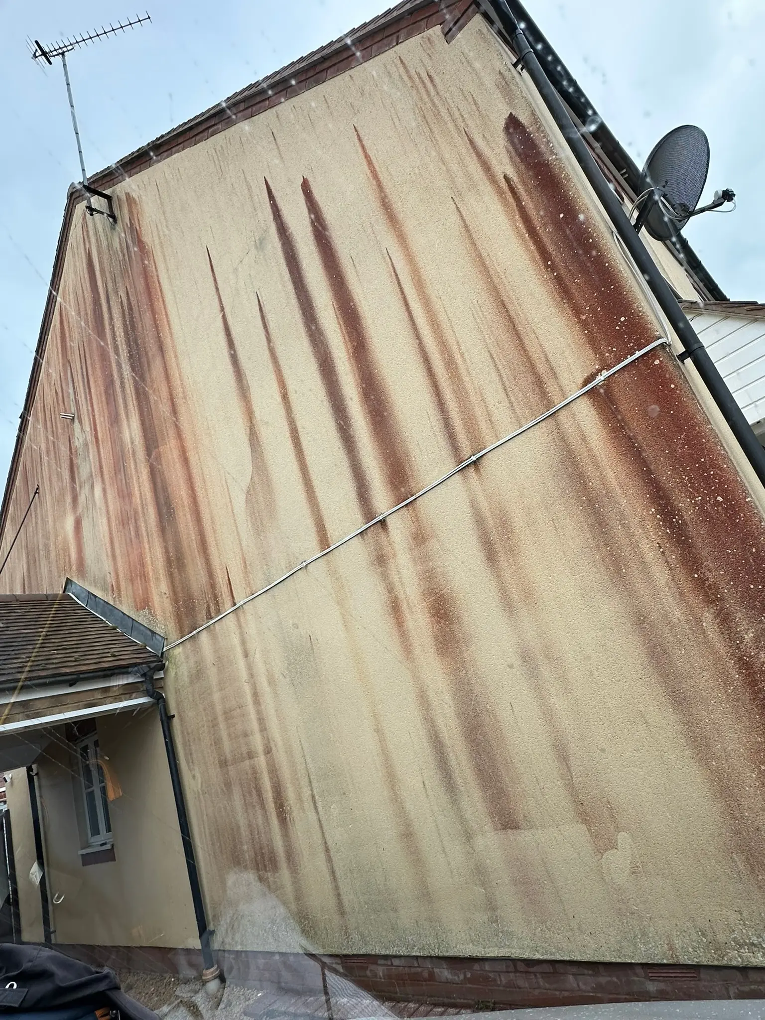 Render Cleaning by DMC Facilities Management